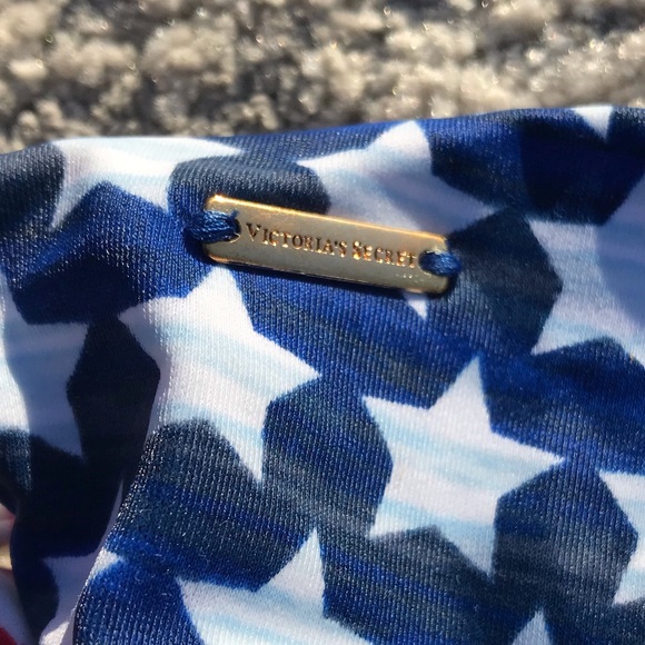 NWOT Victoria’s Secret Teeny Bikini Swim Bottom Tassles USA Flag July 4th Size L - Picture 3 of 5